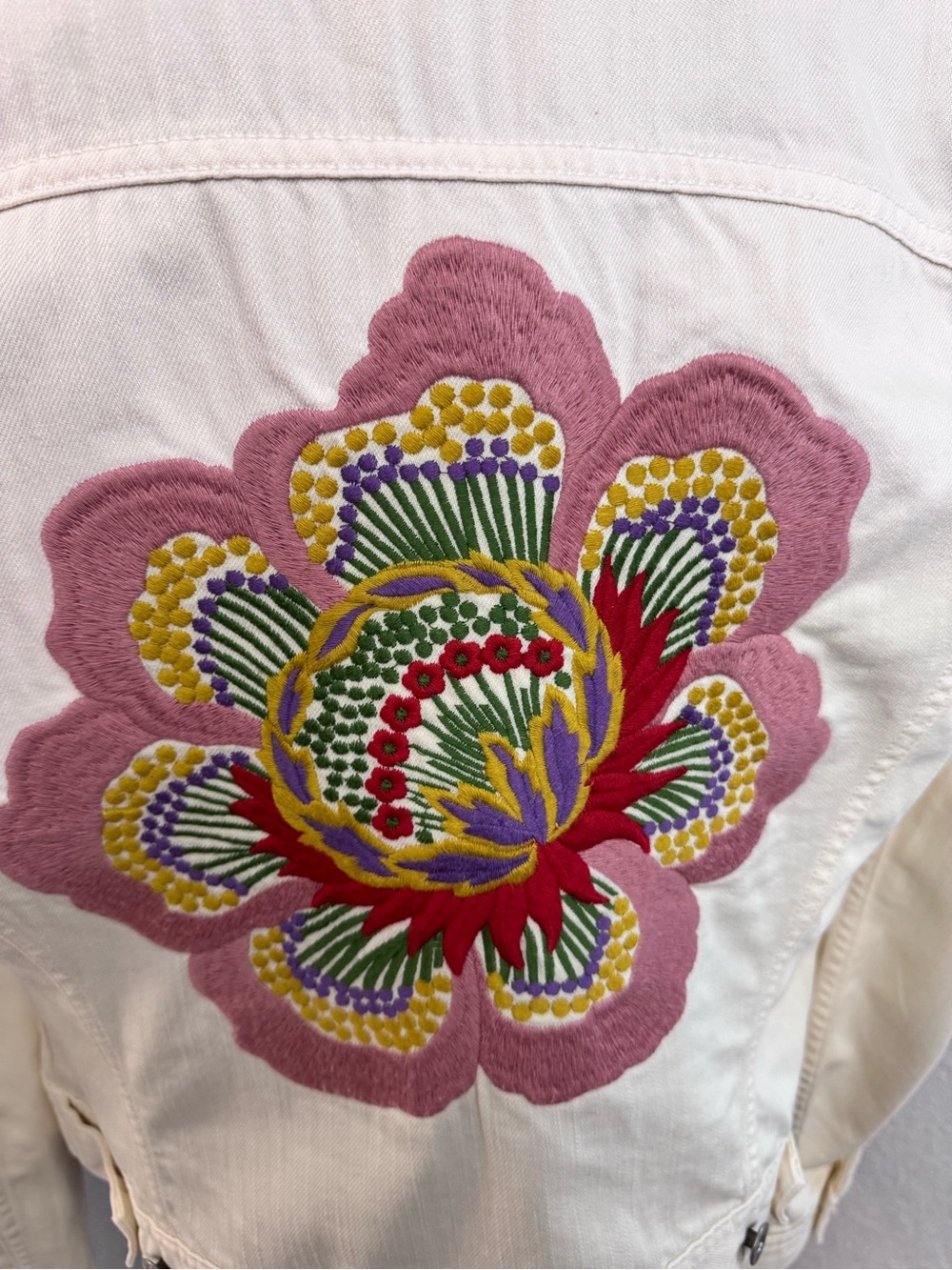 Vintage Lucky Brand Cream Denim Jacket with Pink & Multi-Color Floral Embroidery - Picture 3 of 12